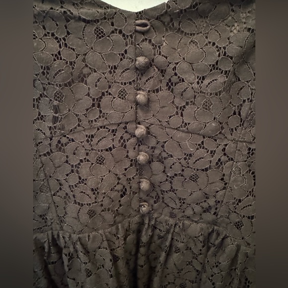 Aritzia lace strapless dress - black - Picture 4 of 7